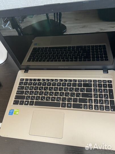 Ноутбук Asus x540l i3