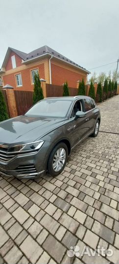 Volkswagen Touareg 3.0 AT, 2018, 17 000 км