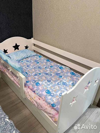 Кроватка из натурального дерева сингл детская с бо