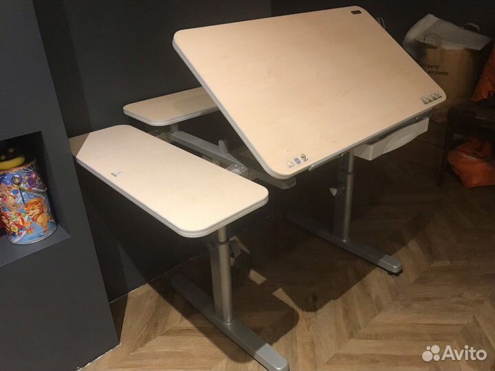 Растущая парта и стул TCT Nanotec