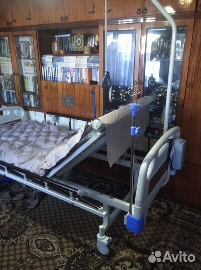 Кровать медицинская с механическим приводом