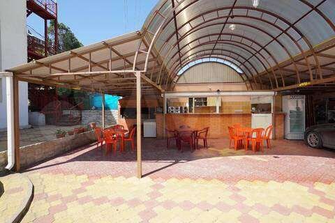 Гостиница, 400 м²