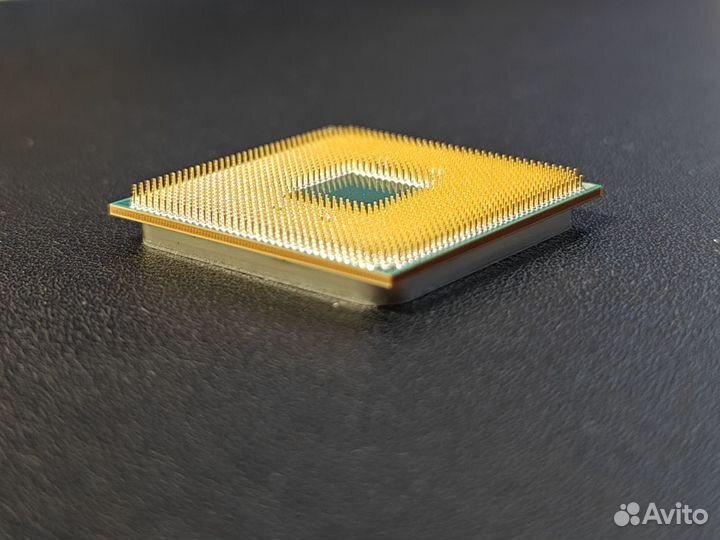 Процессор AMD Ryzen 7 5800X3D