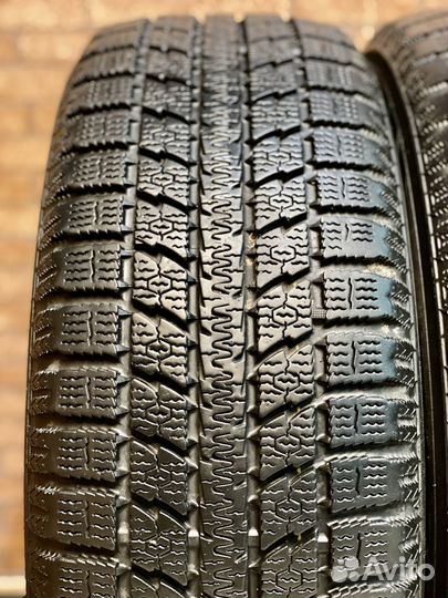 Toyo Observe GSi-5 205/60 R16