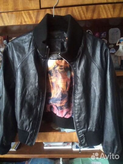 Кожаный бомбер Италия