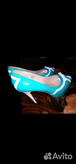 Туфли на каблуке