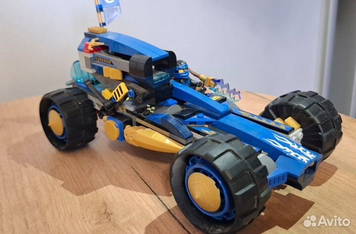 Lego Ninjago машина