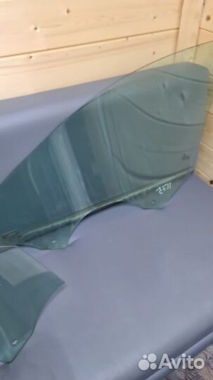 Стёкла передние боковые Бмв G 11/12