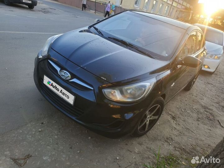 Hyundai Solaris 1.6 AT, 2014, 180 000 км