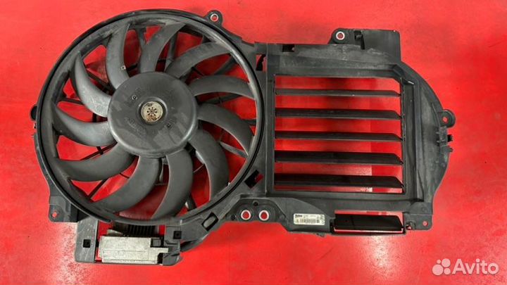 Диффузор вентилятор охлаждения Audi A6 C6 2.0 BRE