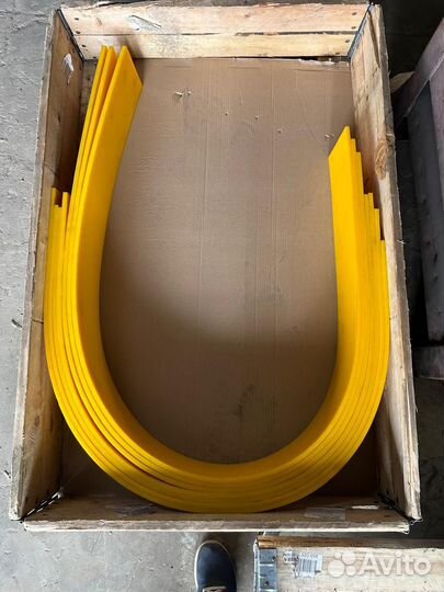 Скребок дорожный полиуретановый 2000*150*10