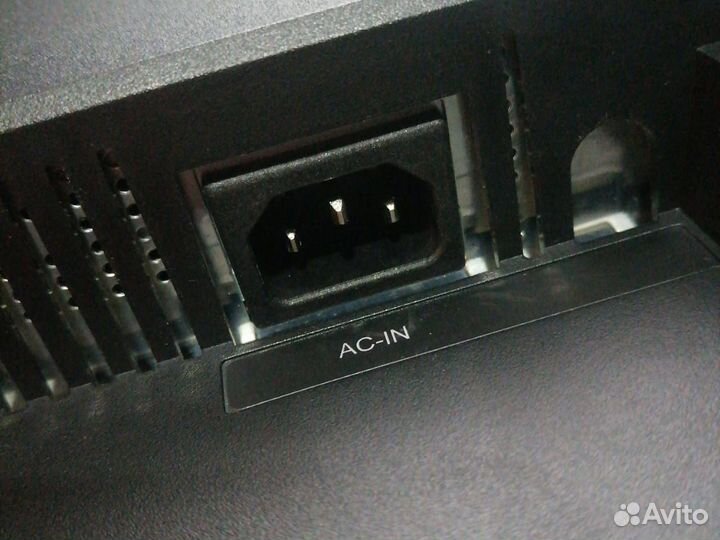 Монитор asus 22