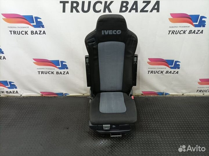 504203127 Сиденье пассажирское пневматическое