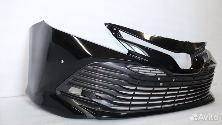 Camry 70 Бампер + решетка нижняя для 2 литра 18-21