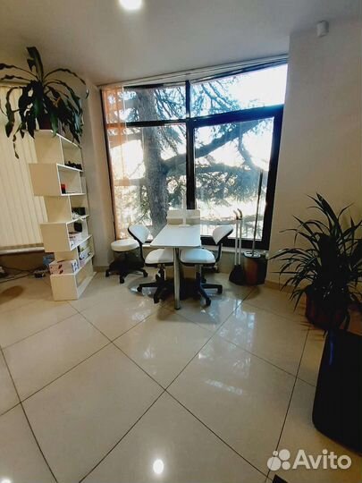 Аренда рабочего места мастеру маникюра/педикюра