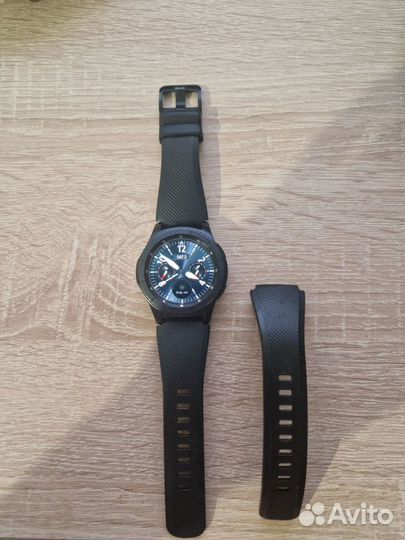 Смарт-часы Samsung Gear s3 frontier