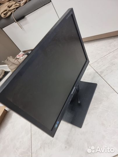 Монитор samsung synsMaster sa200