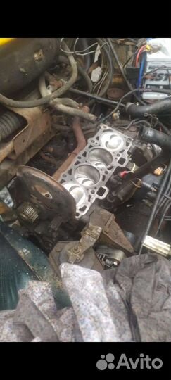 Рабочий двигатель. И коробка. На 2110 ваз