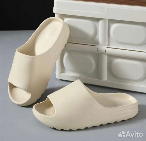 Сланцы adidas yeezy slide