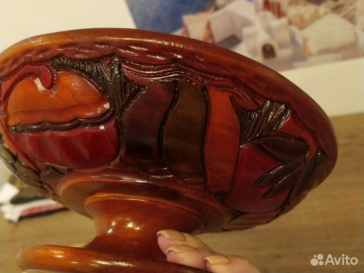 Деревянное блюдо на ножке из Доминиканы