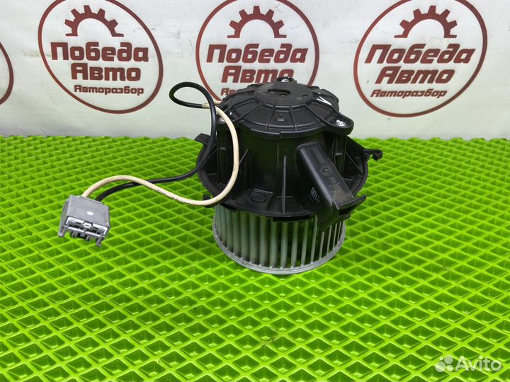 Моторчик печки opel astra j