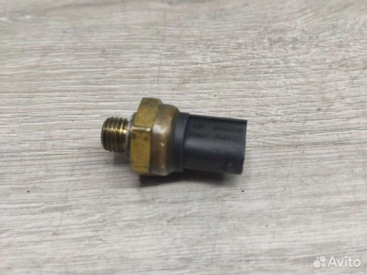 Датчик давления топлива Mercedes