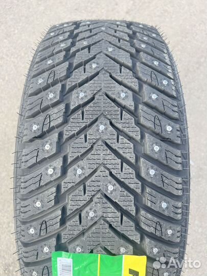 Kapsen IceMax RW516 215/50 R17 125T