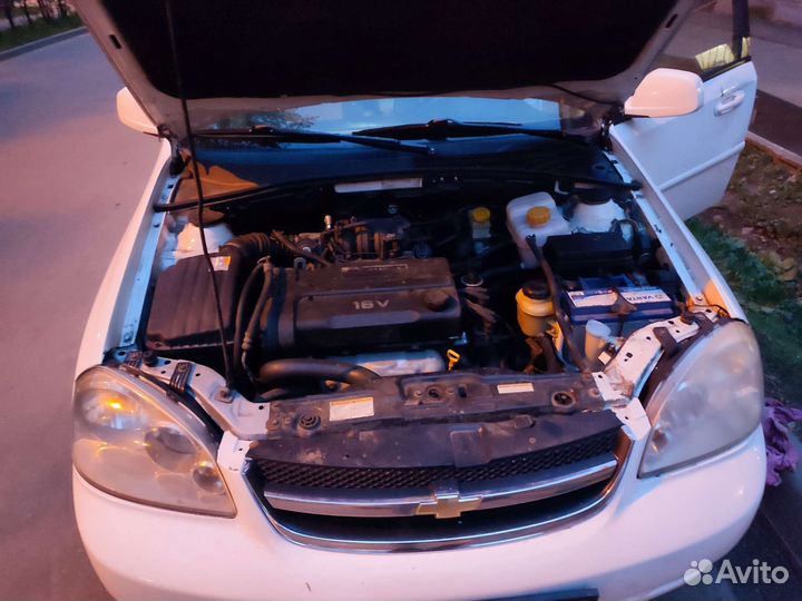 Двери на Chevrolet lacetti