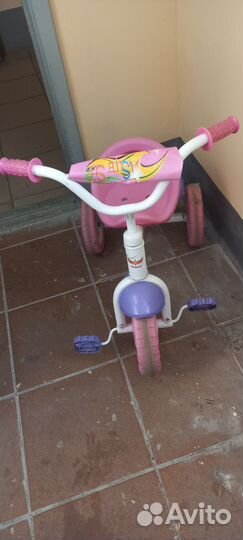 Детский трехколесный велосипед