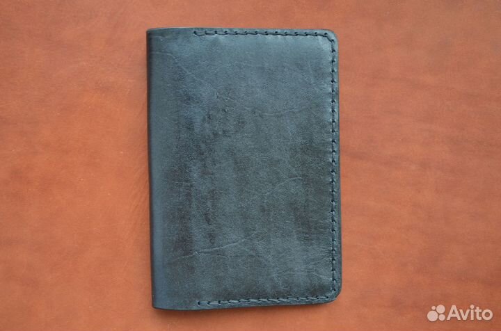 Обложка на паспорт, ручной работы из кожи кс