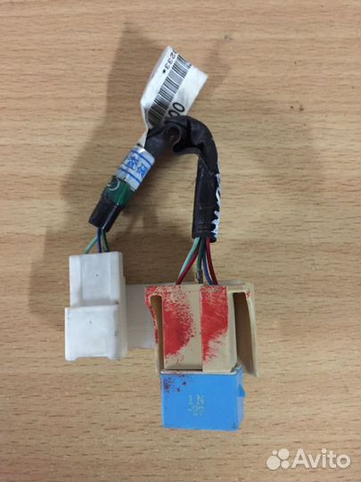 Реле Toyota Camry 50