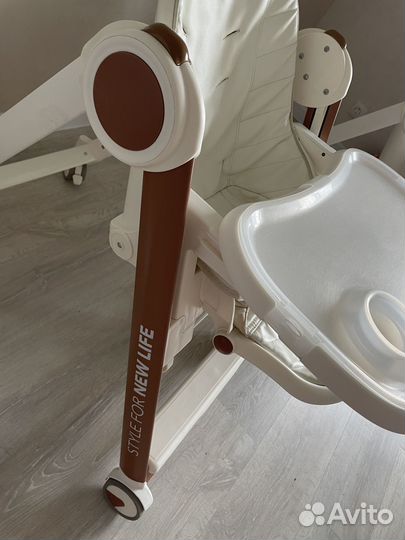 Стульчик для кормления happy baby