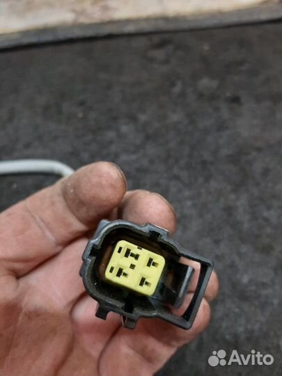 Датчик кислорода передний Peugeot 4008 4B11 2012