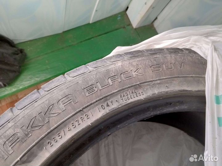 Nokian Tyres Hakka Black SUV 265/45 R21 104