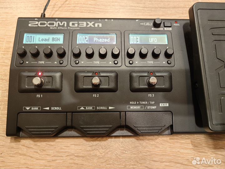 Педаль эффектов для гитары Zoom G3xn