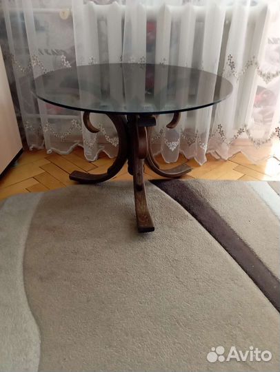 Журнальный столик круглый бу