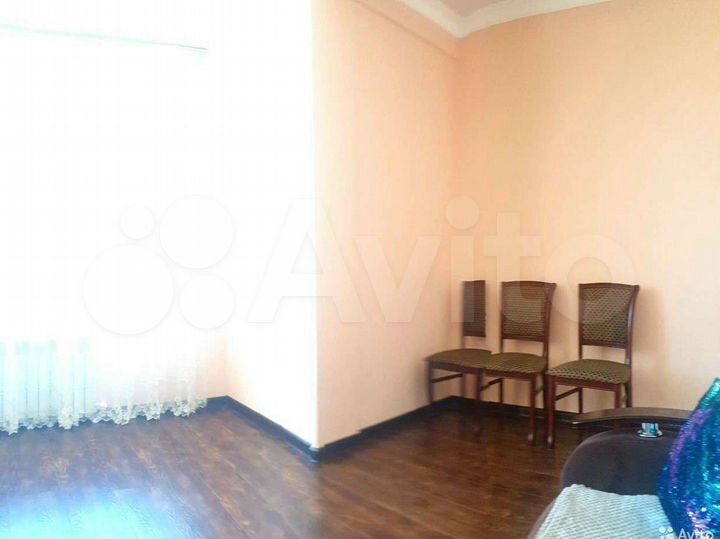 2-к. квартира, 55 м², 8/8 эт.