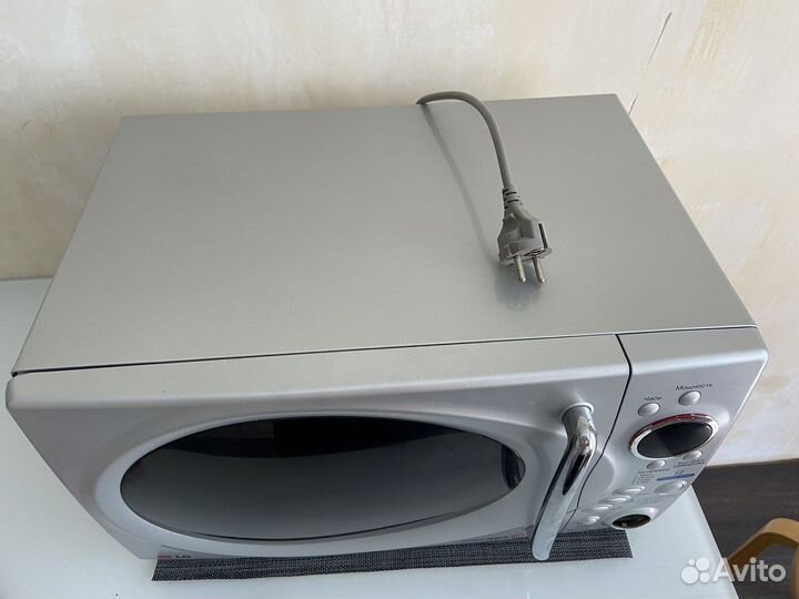 Микроволновая печь