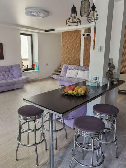 3-к. квартира, 120 м², 2/3 эт.