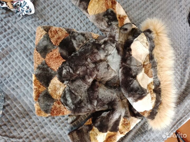 Шуба мутоновая с капюшоном детская