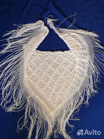 Шаль СССР винтажная Шелк с кистями