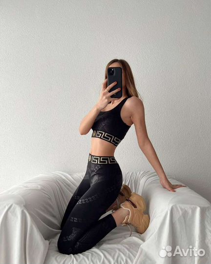 Костюм для фитнеса женский