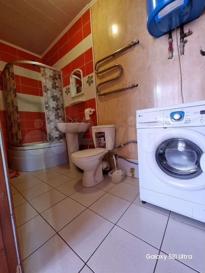 2-к. квартира, 55 м², 1/2 эт.