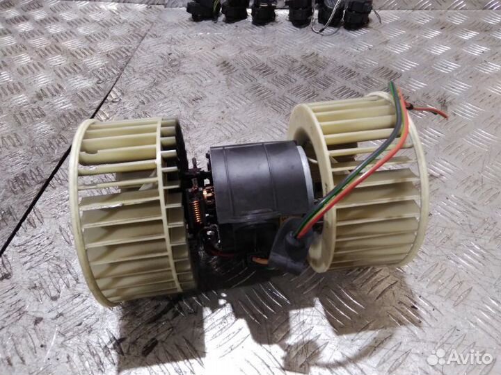 Мотор печки Land Rover Range Rover L322 428PS