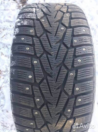 Nokian Tyres Hakkapeliitta 7 245/45 R17