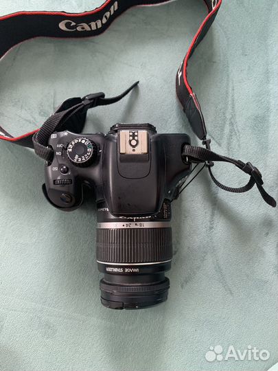 Зеркальный фотоаппарат Canon EOS 550D