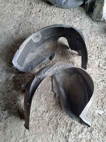 Подкрылок задний BMW E60