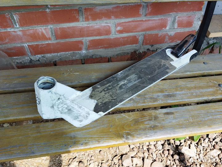 Дека на трюковой самокат