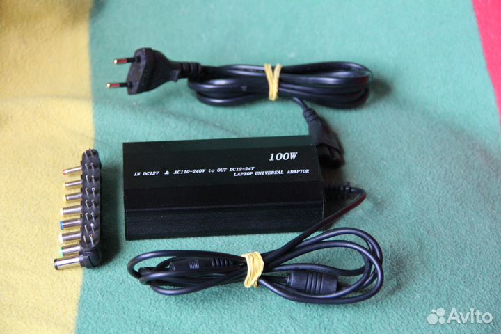 Сетевой адаптер универсальный для ноутбуков