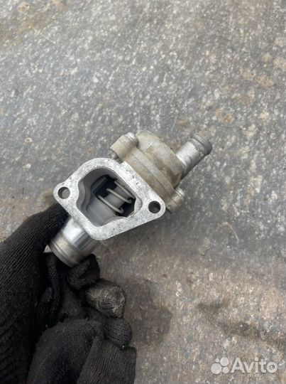 Термостат,патрубки LADA Vesta